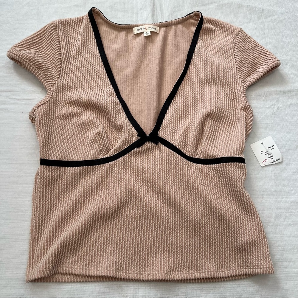 Moa Moa Von Maur Pink Black Cross Front Top NWOT